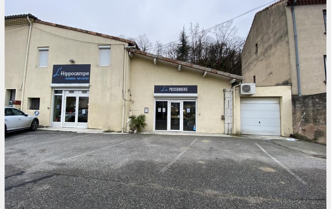 Annonces VALLEE DU RHONE : Local / Bureau | SAINT-PERAY (07130) | 271 m2 | 1 600 € 